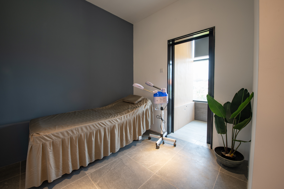 Spa & Treatment Suite at Hair Library